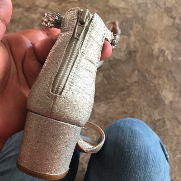 American Glamour Badgley Mischka heels - Picture 5 of 10